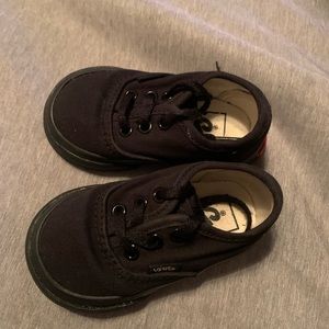 Black vans size 3